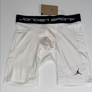 Jordan Compression Shorts Mens M  Dri-Fit Tight Fit White Nike Tech Pocket NWT